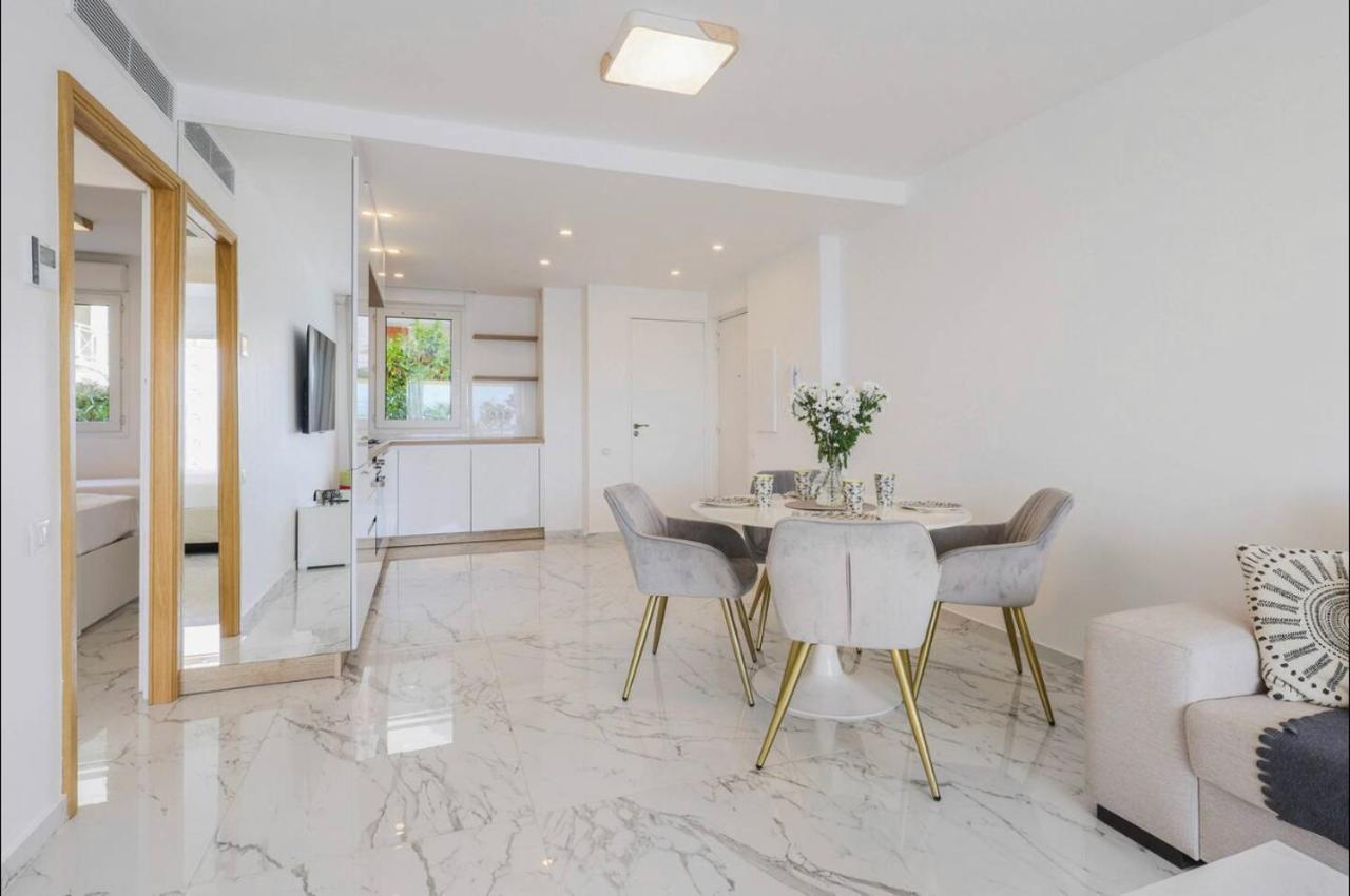 Port Azur Apartment Vallauris Bagian luar foto