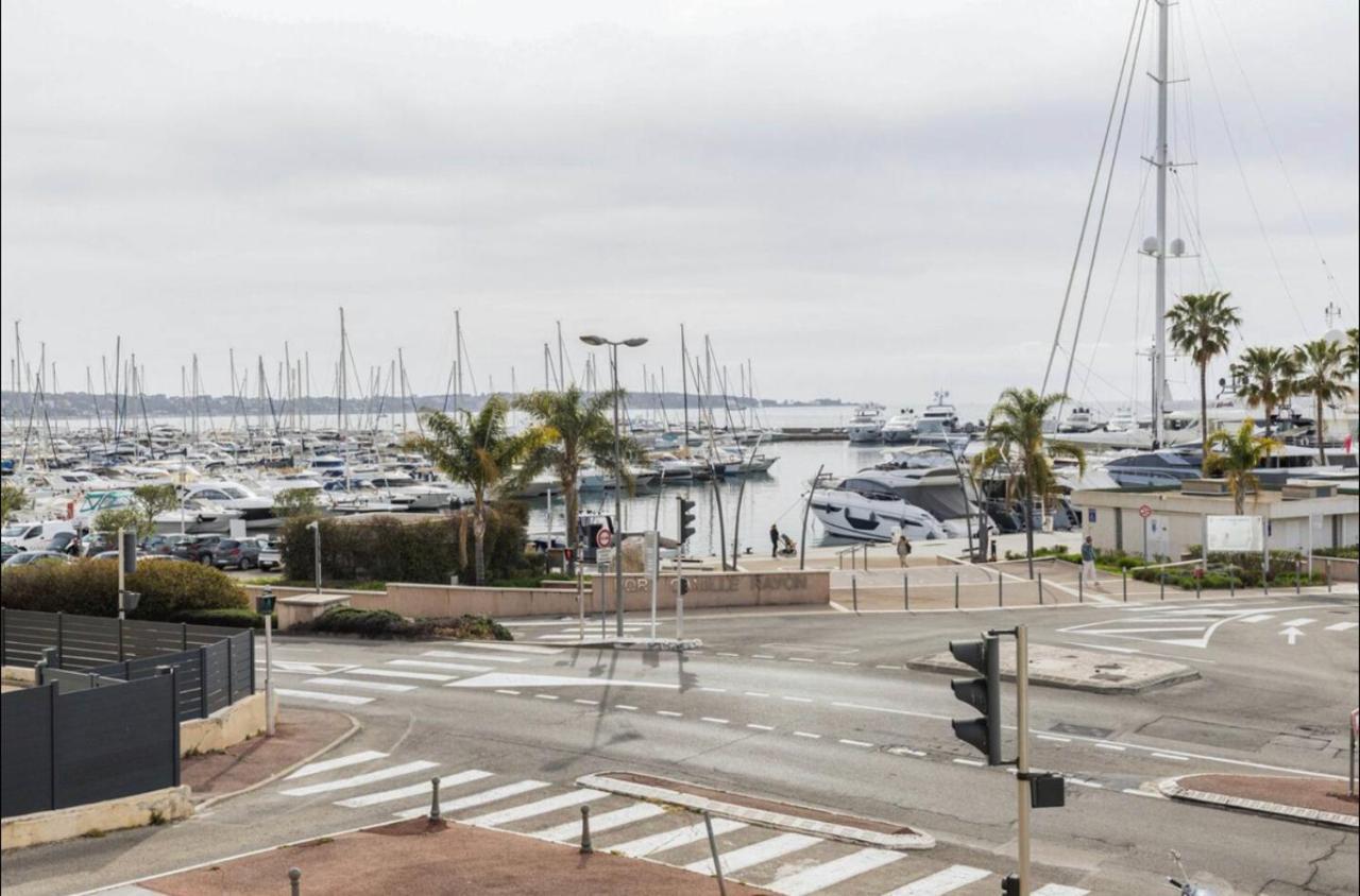 Port Azur Apartment Vallauris Bagian luar foto