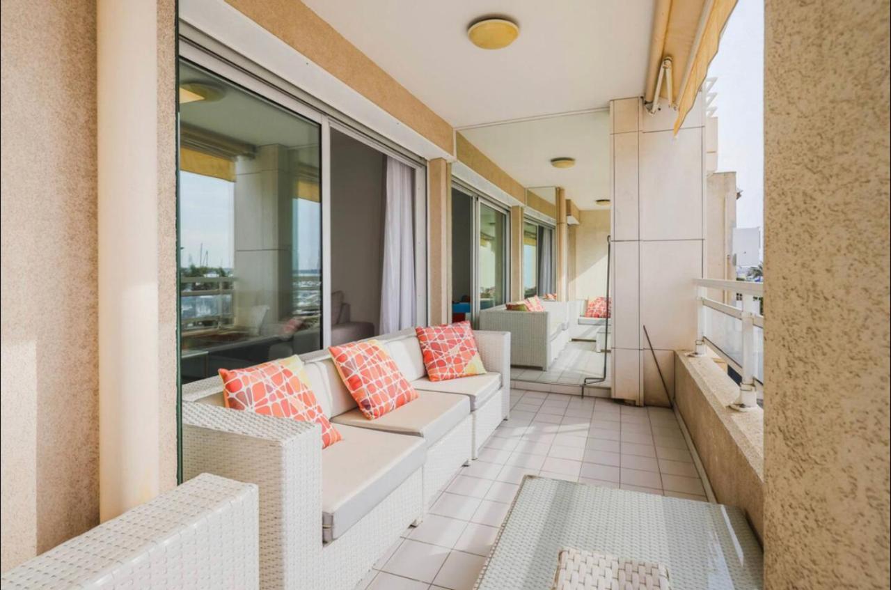 Port Azur Apartment Vallauris Bagian luar foto